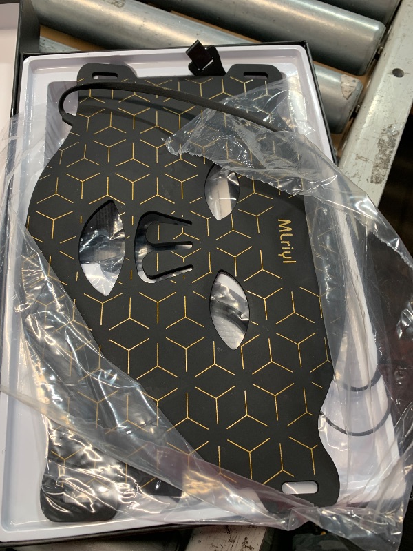 Photo 1 of (see all images) Aphrona FDA cleared LED Facial Skin Care Mask MOONLIGHT PRO 7 Color Treatment Photon Mask (White)