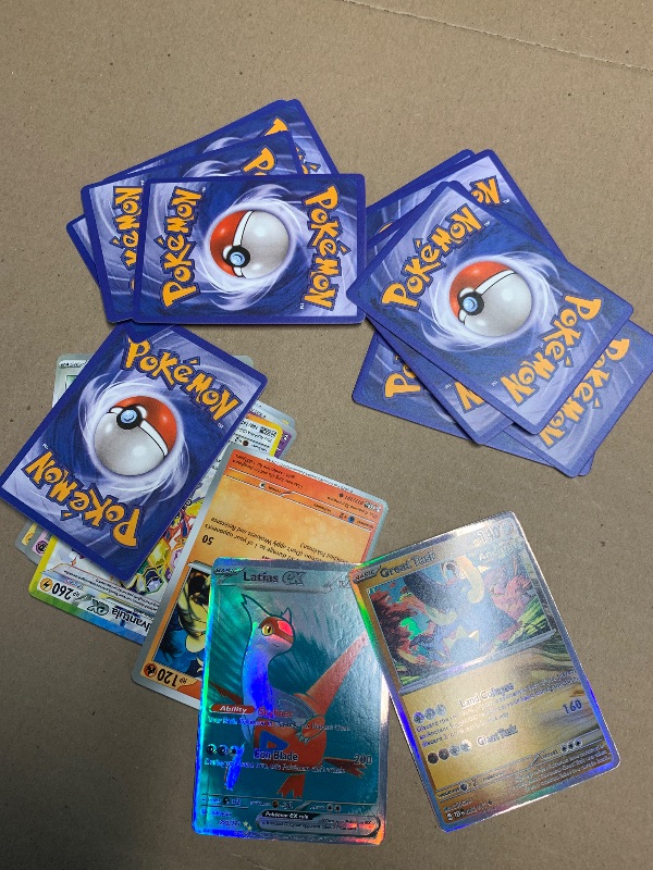 Photo 1 of **NOT AUTHENIC POKEMON PRODUCT **
Battle Styles Build and Battle Booster Kit