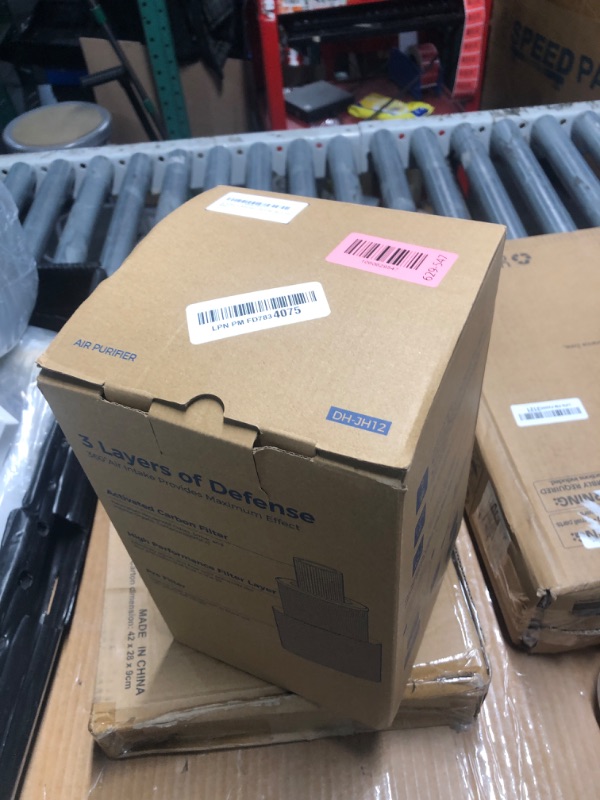 Photo 1 of ***(PARTS ONLY/ NON FUNCTIONAL)***Air Purifiers for Home with H13 True HEPA Filter Up to 1076 Ft² for Pet Hair, Odors, Pollen, Smoke, Compact Air Cleaner with 3 Speeds, Timer, Aroma Quiet 360°Intake Filter, White