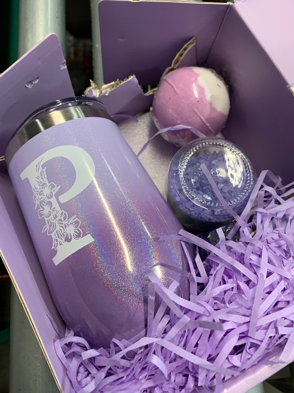 Photo 1 of (please see all images) MADDIFY Birthday Gifts for Women, Personalized Gifts for Mom Sister Best Friend Wife Grandma Aunt, Unique Spa Relaxing Gift Baskets