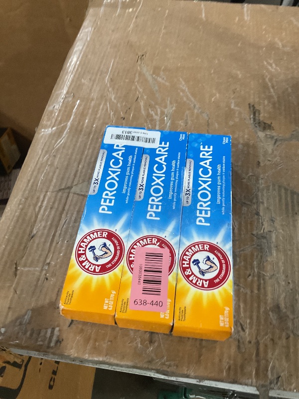 Photo 1 of ***missing one***ARM & HAMMER Peroxicare Toothpaste for Gum Health, Baking Soda Toothpaste, Clean Mint, 6.0 oz (Pack of 4