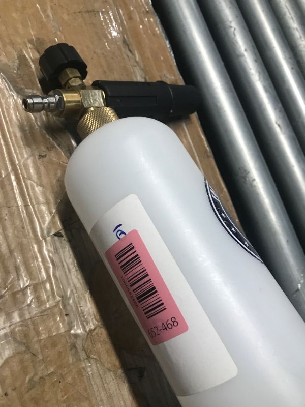 Photo 1 of ***MISSING PARTS***
*no nozzles* Tool Daily Short Pressure Washer Gun with Foam Cannon, 1/4 Inch Quick Connector, with 5 Pressure Washer Nozzle Tips, 1 Liter