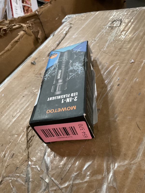 Photo 1 of ***(MAJOR DAMAGE/ SEE NOTES FOR DETAILS)***MOWETOO UV Flashlight, Portable Blacklight Flashlight, LED Torch with White and Ultraviolet Light Combo, Black Light Pet Urine Detector for Dog Cat Pee, ID Check, AC Leak, Bed Bug, Rocks, Resin*** BATTERIES INCLU