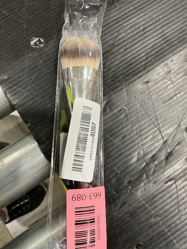 Photo 1 of *USED*
BK BEAUTY BRUSHES - 101 CONTOURED FOUNDATION BRUSH - Contoured Foundation Brush - Foundation Makeup Brushes - Face Brush For Liquid Or Cream Foundations