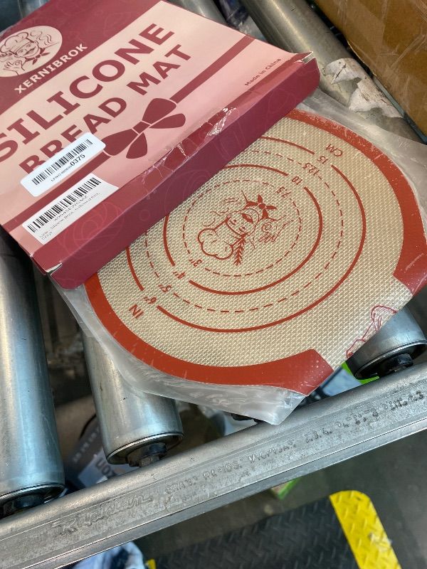 Photo 1 of **PARTIAL SET**
Silicone Bread Sling for Dutch Oven, 2 PCS Non-Stick Reusable Bread Baking Mats with Long Handles, Seamless Design Easy to Transfer Sourdough Sling Silicone Sourdough Sling Dough (Round Red, Gray)