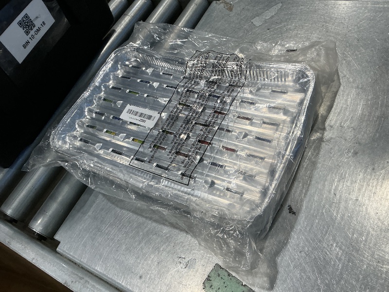 Photo 1 of *USED*
Disposable Small Aluminum Broiler Pan - 8.75" x 6.25" (10)