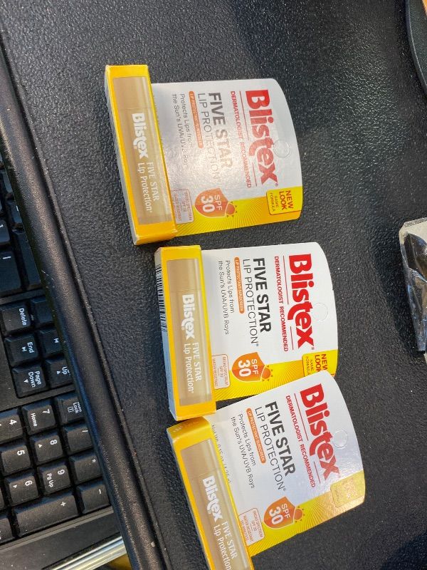 Photo 1 of ***MISSING ONE*** 4 Pack - Blistex Five Star Lip Protection SPF 30 0.15 oz