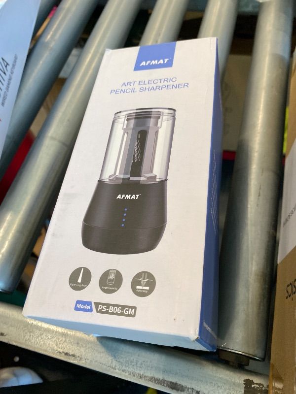 Photo 1 of *USED*
AFMAT Rechargeable Long Point Pencil Sharpener for Artist, 3 Point Options, Auto Stop, 8-25mm Super Long Tip, Electric Artist Pencil Sharpener for ?6-8.5mm Charcoal/Drawing/Sketching/Colored Pencils USB