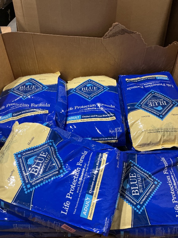 Photo 1 of **Expires 3.18**Blue Buffalo Life Protection Formula Adult Dry Dog Food, Helps Build and Maintain Strong Muscles, Made with Natural Ingredients, Chicken & Brown Rice Recipe, 34-lb. Bag 14 BULK