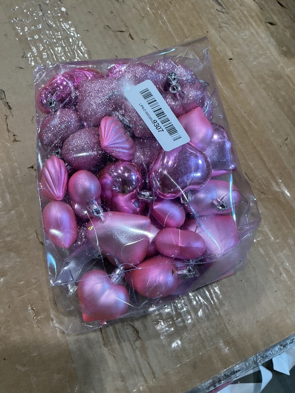 Photo 1 of *MINOR DAMAGE - USED*
Duufin 45 Pieces Valentine's Day Pink Heart Ornaments Heart Shaped Baubles Decorations Hanging Ornaments Decorations for Valentine, Christmas Tree