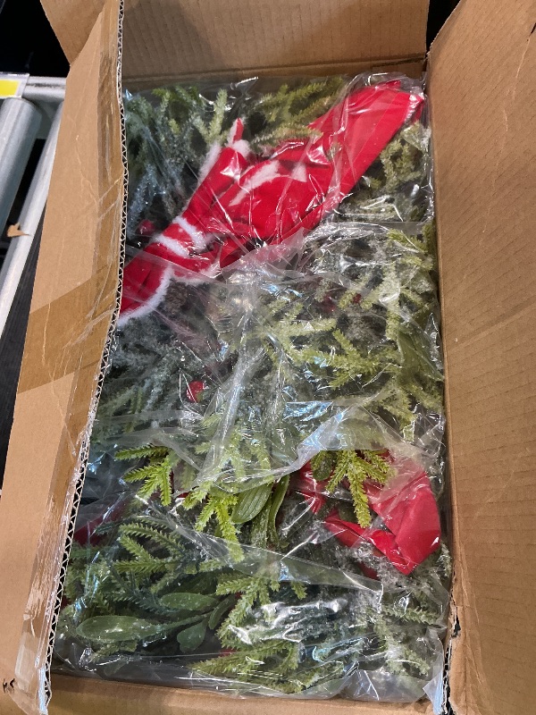 Photo 1 of *MINOR DAMAGE - USED*
Hausse 6 Pcs Christmas Wreath, 12" Christmas Mini Wreaths for Cabinets with Red Bows, Artificial Small Xmas Wreaths Hanging Decoration Garlands for Kitchen Window Farmhouse Chair Wall Front Door