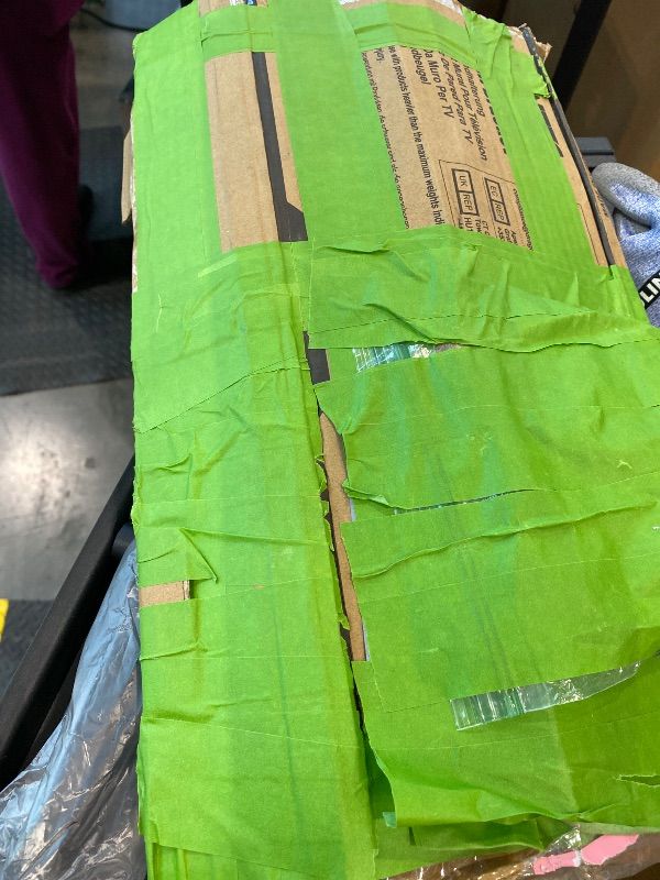 Photo 1 of *UNTESTED*
BONTEC Full Motion TV Wall Mount for 37-84 Inch TVs, Hold up to 132lbs, Max VESA 600x400mm, Swivel Tilt Dual Arms, Adjustable Viewing Angle, Fits 16" Wood Studs, Easy Assembly