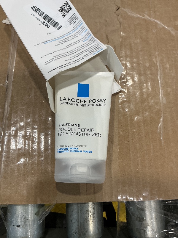 Photo 1 of *USED*
La Roche-Posay Toleriane Double Repair Face Moisturizer, Daily Moisturizer Face Cream with Ceramide and Niacinamide for All Skin Types, Oil Free, Fragrance Free