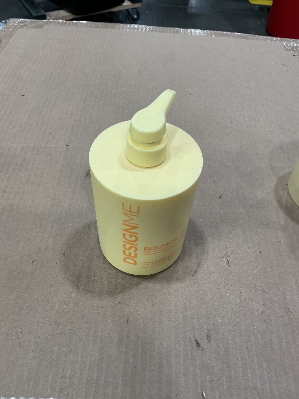 Photo 1 of .Me VolumizING CONDITIONER 1L