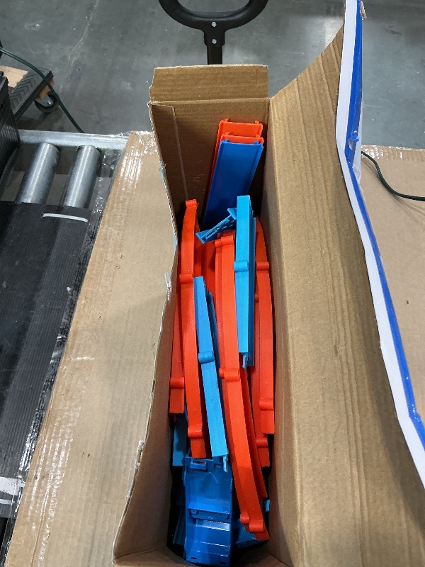 Photo 1 of ?Slot Car Race Track Sets with 360° Thrill Loops & 4 High-Speed Cars, 64 Pcs Large Flexible Racing Track for Kids Ages 3-5 4-8 8-12, Race Car Toys Gift for Boys Girls Birthday Christmas