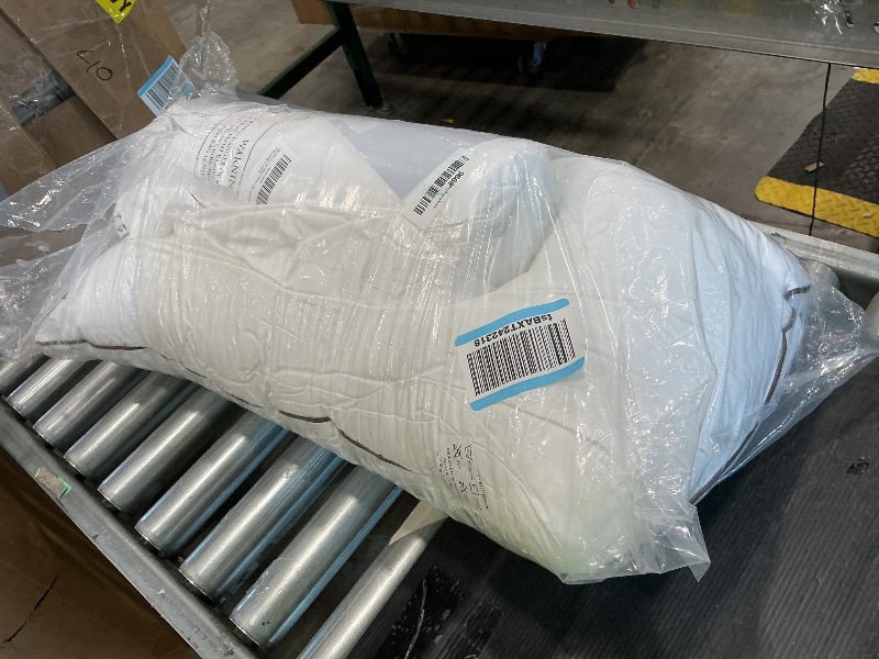 View 2 of ** ONLY 1**
JOLLYVOGUE Pillows Queen Size Set of 2 for Sleeping, Soft and Supportive Bed Pillow with Down Alternative Filling for Side and Back Sleepers, Hotel Collection