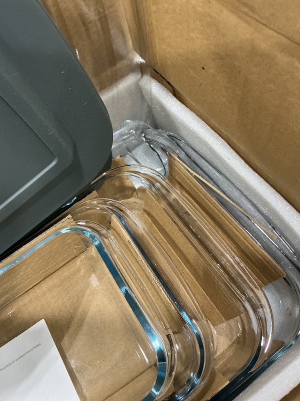 Photo 1 of **MISSING BIG PIECE AND SMALL DISH IS CHIPPED**
8-Piece Deep Glass Baking Dish Set with Plastic lids,Rectangular Glass Bakeware Set with Lids, Baking Pans for Lasagna, Leftovers, Cooking, Kitchen, Freezer-to-Oven and Dishwasher, Gray