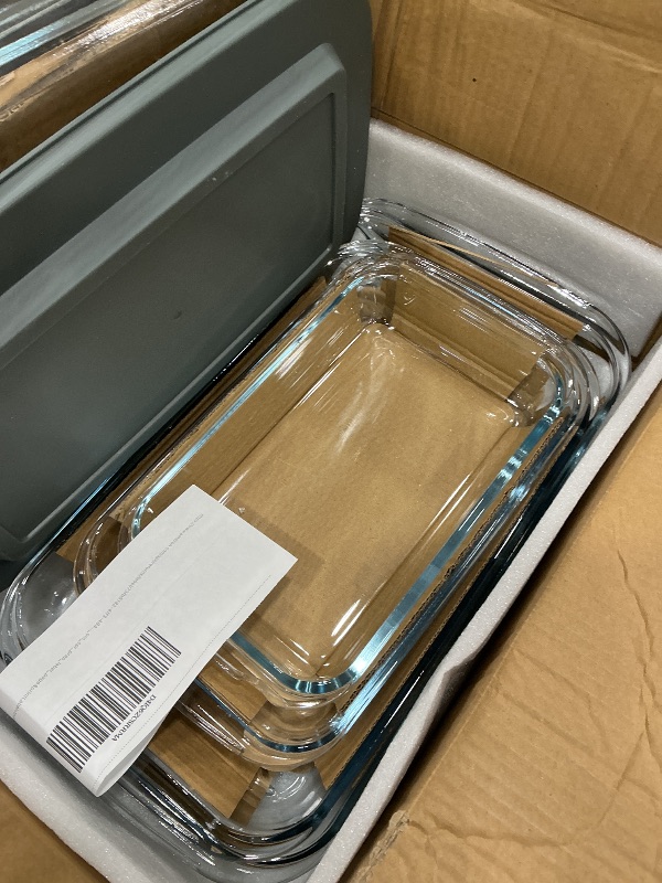 Photo 1 of **MISSING BIG PIECE AND SMALL DISH IS CHIPPED**
8-Piece Deep Glass Baking Dish Set with Plastic lids,Rectangular Glass Bakeware Set with Lids, Baking Pans for Lasagna, Leftovers, Cooking, Kitchen, Freezer-to-Oven and Dishwasher, Gray