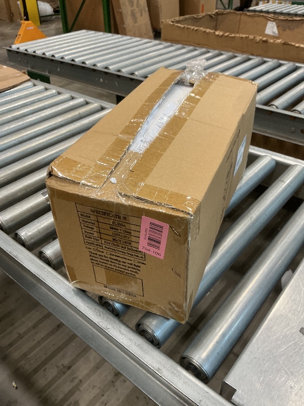 Photo 1 of *MINOR DAMAGE - USED*
16.5" Solar Post Lights, Dusk to Dawn Outdoor Post Lights Solar Lamp Post Light, Black Lamp Posts Outdoor Lighting with Pier Mount Base, Waterproof Outdoor Light Post for Yard Garden Pathway, 1 Pack