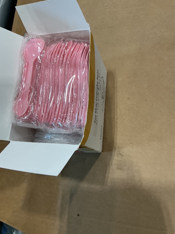 Photo 1 of *MISSING PARTS UNKNOWN*
LNYZQUS 5oz Disposable Cupcake Pans with Lids 25 Pack, Foil Mini Cake Pans Small Muffin Tin, Individual Baking Cups Cupcake Containers Creme Brulee Ramekins Liners for Christmas Baking Gifts-Red