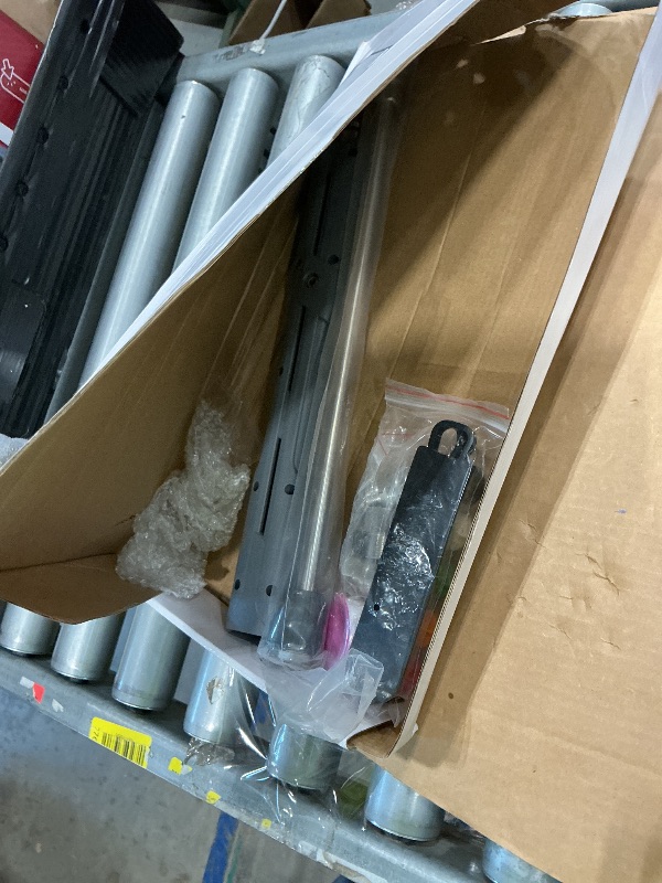 Photo 1 of ?LidoDola 5000 PSI Pressure Washer Gun with Swivel - High Power Washer Gun with 3/8" Male Plug, 5 Nozzle Tips,Features 3 Selectable Lengths,Ergonomic Grip for Car/Driveway/Industrial Cleaning?