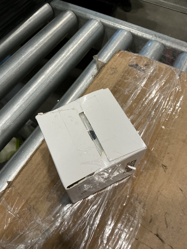 Photo 1 of *MINOR DAMAGE - USED*
Shappy 3 Inches Foam Dice Fun Filled Large Educational Toy Kawaii Giant Decorative Eva Foam Jumbo Dice Big Square Building Blocks for Board Game Nights Learning Sessions(White,1 Pc)