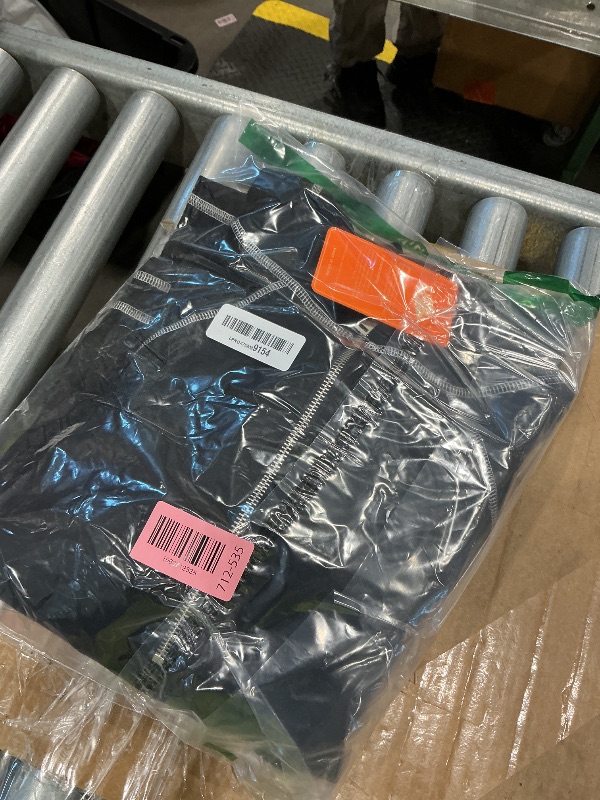 Photo 1 of *USED*
ReachMe Womens Oversized Mock Neck Sweatshirts Fleece Half Zip Pullover Quarter Zip Hoodie Fall Fashion Outfits(Black,M)