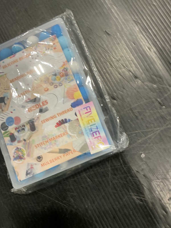 Photo 1 of 100PCS FIVEIZERO Silicone Beads for Keychain Making, 9mm & 15mm Blue White Mixed 5 Colors Silicone Focal Beads for Bracelets, Beadable Pens and DIY Crafts