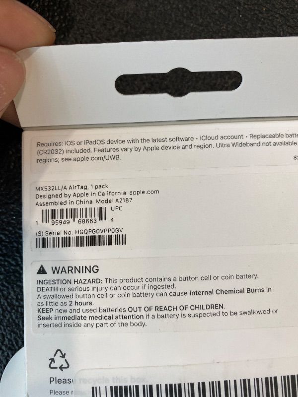 Photo 1 of *UNTESTED*
Apple AirTag. Keep Track of and find Your Keys, Wallet, Luggage, Backpack, and More. Simple one-tap Set up with iPhone or iPad, Bluetooth