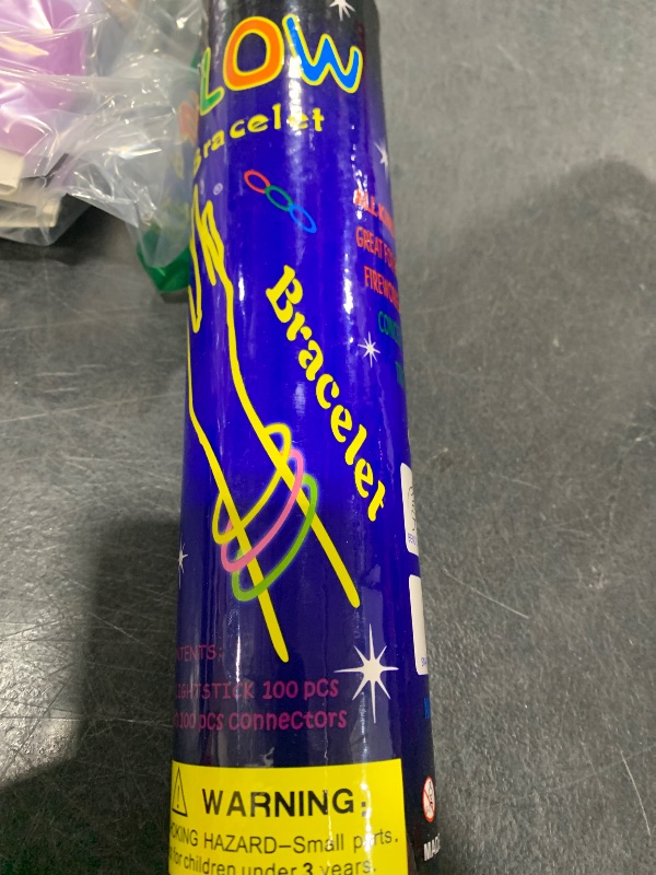 Photo 1 of 100 pk 8" Glow Sticks Bulk Party Favors, Light up Glow Necklaces & Bracelets in the Dark Party Supplies For Christmas Halloween 4th of July Birthday Neon Party (100 * Blue)