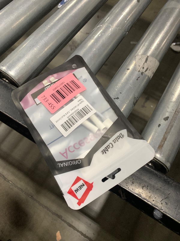 Photo 1 of [Apple MFi Certified] Apple Lightning to 3.5 mm Headphone Jack Adapter, 3 Pack iPhone to 3.5mm Aux Audio Cable Adapter Converter Cable Dongle Compatible for iPhone 14 13 12 11 Pro Max XS XR X 8 7 iPad