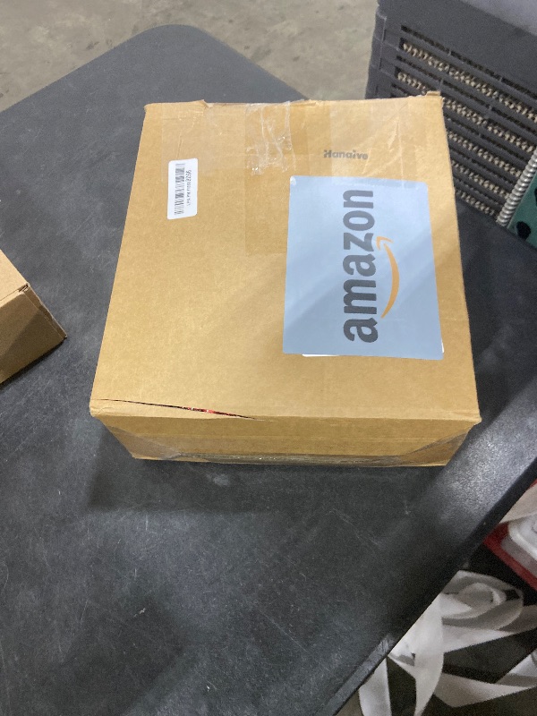 Photo 1 of 100 Pcs Cheerleading Pom Poms Metallic Foil Cheer Pompoms with Plastic Handle Cheerleader Pompoms Spirit Fun for Cheer Squad Dancing Party Performance Game Ball Sports Team(Blue, Gold)