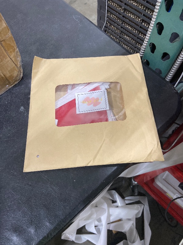 Photo 1 of 32Ft Red and White Striped Pennant Banner Fabric Triangle Flag Bunting Garland Streamer for Carnival Circus Kids Birthday Wedding Christmas New Years Party Outdoor no Garden Hanging Festivals Decoration