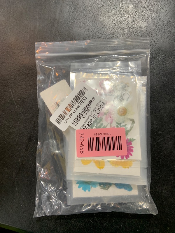 Photo 1 of 12 Packs Real Dried Flowers for Crafts, Birth Month Flower, Bulk Natural Pressed Flowers for Resin, Scrapbooking, Bookmarks, Glass Frames, Cake Decor with Tweezers - Muti Color