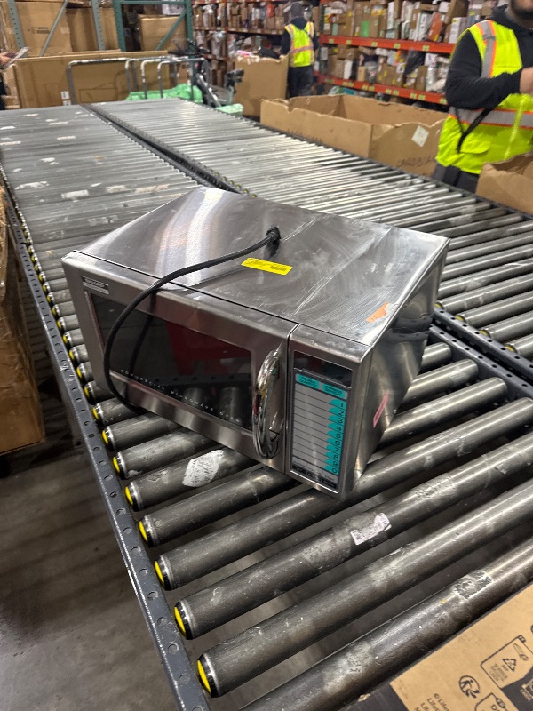 Photo 1 of *SOLD FOR PARTS ONLY** Sharp R-21LCFS Medium Duty Commercial Microwave Dial Timer, 1000-Watts, 120-Volts Update of R-21LCF