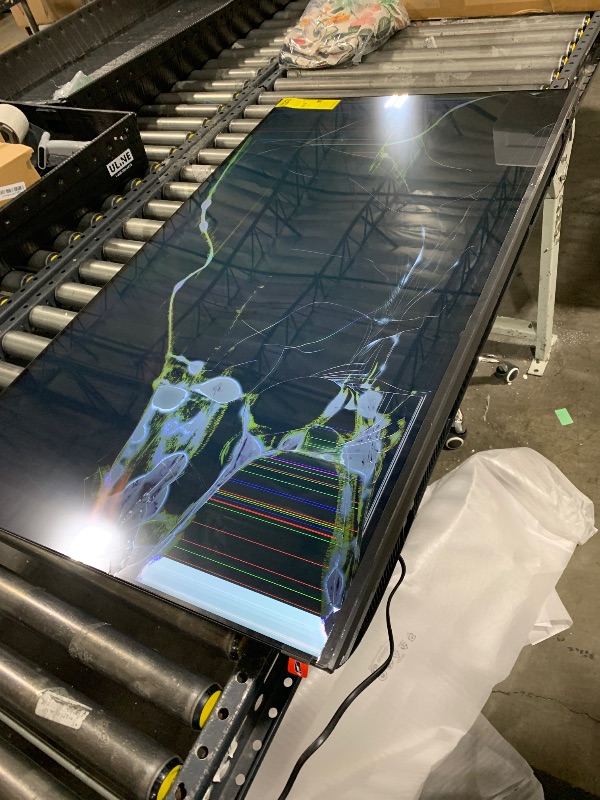 Photo 1 of [FOR PARTS]Samsung 50-Inch Class Crystal UHD U8000F 4K Smart TV (2025 Model) Endless Free Content, Crystal Processor 4K, MetalStream Design, Knox Security, Alexa Built-in