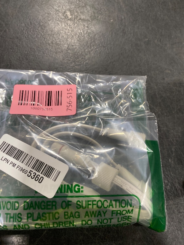 Photo 1 of 1 Female to 2 Male Y-Splitter for Govee Permanent Outdoor Lights, Y-Shaped Extension Cable Compatible with Govee H705A H705B H705C 3 Pin Permanent Outdoor Lights