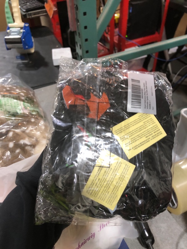 Photo 1 of 10 PCS Giant Halloween Ring Toss Games Inflatable Spider for Kids Adult Indoor Outdoor Carnival Family Party Games Spider Toys Halloween School Party Favors (2 Giant Spiders, 8 Rings)