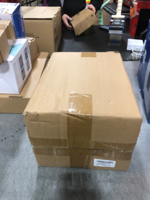 Photo 1 of 1 Gallon Square Glass Pitcher with Lid, Water Pitchers for Fridge, Borosilicate Glass Carafe