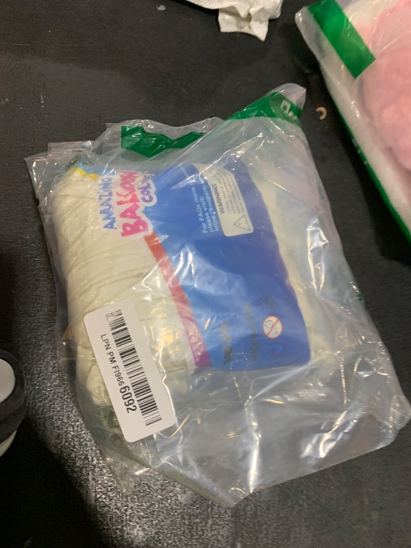 Photo 1 of 100Pcs 260 Balloons White Long Balloons for Balloon Garland Thickening Skinny Latex Twisting Balloon for Animals Modeling Christmas Birthday Wedding Party Decorations