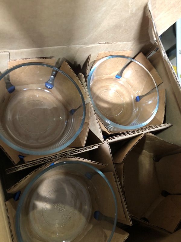 Photo 1 of ***MISSING PARTS***
Anchor Hocking 2 Cup Glass Storage Containers with Lids, Set of 4 Glass Food Storage Containers with Blueberry SnugFit Lids
