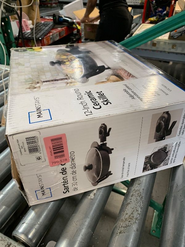 Photo 1 of ***DAMAGED - SEE NOTES/PICTURES***
Mainstays 12 Round Ceramic Skillet Black Nonstick 1200W Removable Temp Control Dishwasher Safe