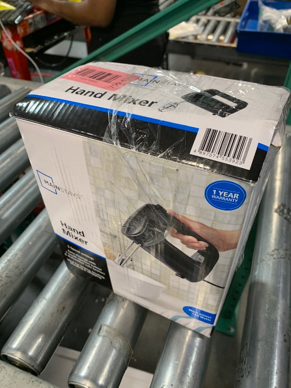 Photo 1 of ***DAMAGED - SEE NOTES/PICTURES***
'Mainstays 5-Speed Corded Hand Mixer Black with 2 Beaters, New