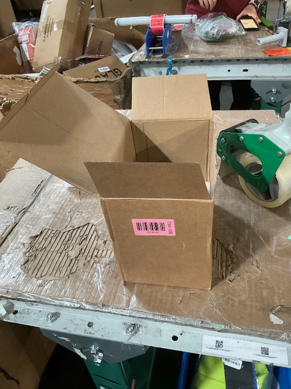 Photo 1 of * only comes with one cup *
Momugs 20 OZ Simple Pure White Mug (Set of 2) Plain Large Tall White Ceramic Milk Tea Coffee Mug with Handle as A Gift for Dad Mom Friends, 2pcs