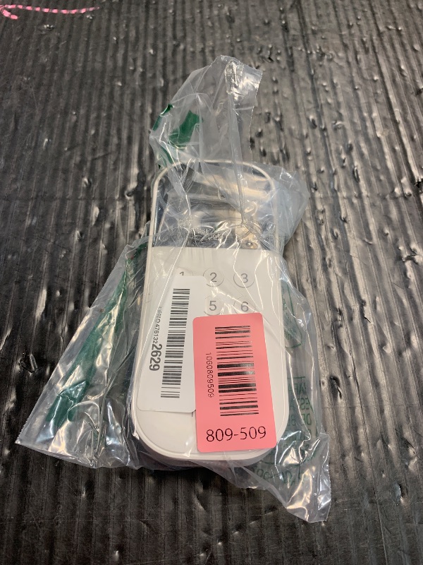 Photo 1 of ***MISSING PARTS***
myQ Smart Garage Door Video Keypad with Wide-Angle Camera,Customizable PIN Codes,and Smartphone Control–Take Charge of Your Garage Access Works with Chamberlain, LiftMaster and Craftsman openers,White