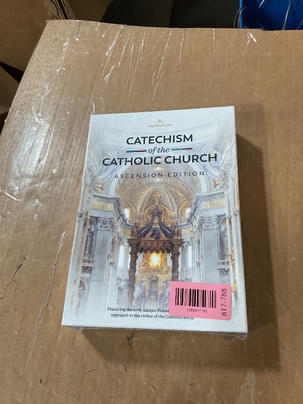 View 2 of * factory sealed *
Catechism of the Catholic Church, Ascension Edition