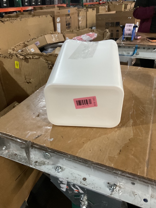 Photo 1 of * only comes with two *
N. NETDOT 3 Pack 3 Gallon Small Trash Can with Lid, Bathroom Garbage Can with Pop-Up Lid, Waste Basket for Bathroom, Kitchen, Bedroom, Powder Room, Craft Room, Office, College (Off White)