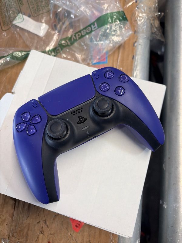 Photo 1 of ***FOR PARTS ONLY*** STICKY JOYSTICKS***
PlayStation DualSense® Wireless Controller - Galactic Purple