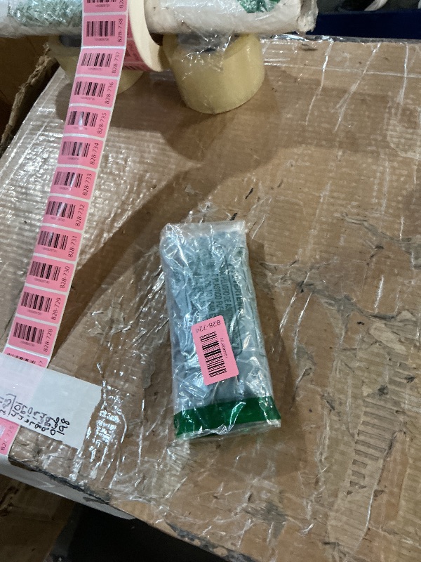 Photo 1 of ***STOCK IMAGE FOR REFERENCE***
120pcs green Balloons Different Sizes 18 12 10 5 inch Light green Balloon Arch Kit for Gender Reveal Baby Shower Birthday Party Decorations