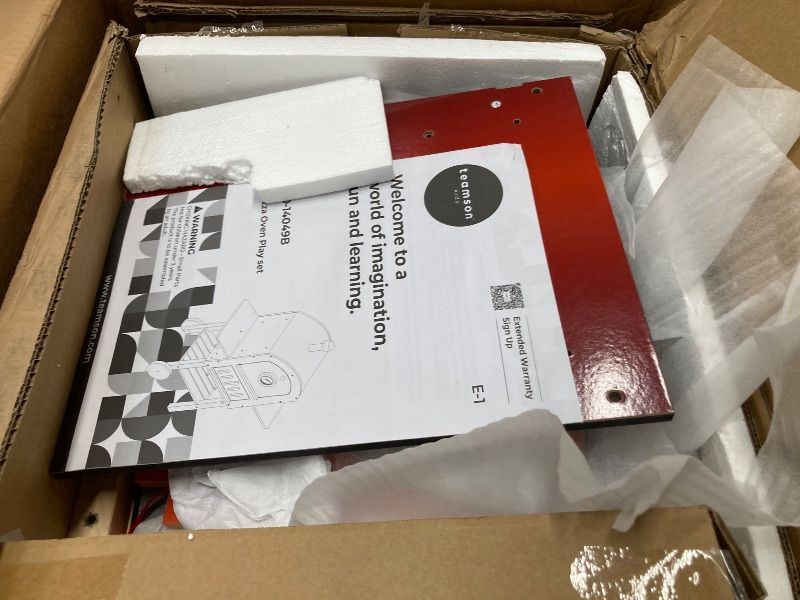 Photo 1 of ***ROOF PIECE IS DAMAGED* SEE PICS***Teamson Kids - My Little Helper Outdoor Pizza Oven***ROOF PIECE IS DAMAGED* SEE PICS***